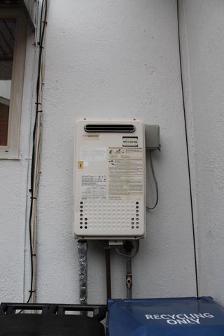 10433 Rockingham Dr, Rancho Cordova, CA 95670