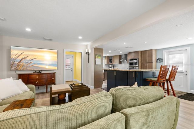 10627 MCINTOSH ROAD, Thonotosassa, FL 33592