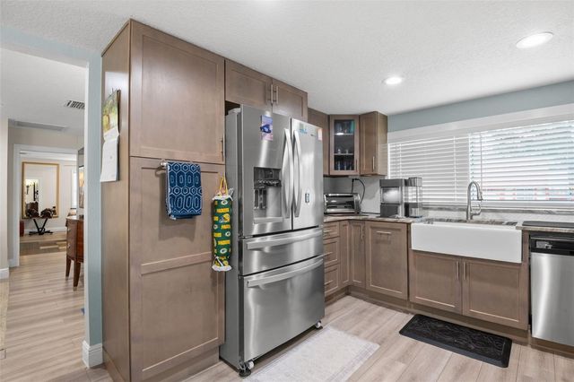 10627 MCINTOSH ROAD, Thonotosassa, FL 33592