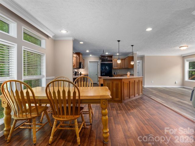 193 Tipstill Cove, Waynesville, NC 28786