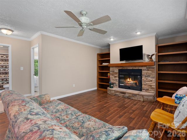 193 Tipstill Cove, Waynesville, NC 28786