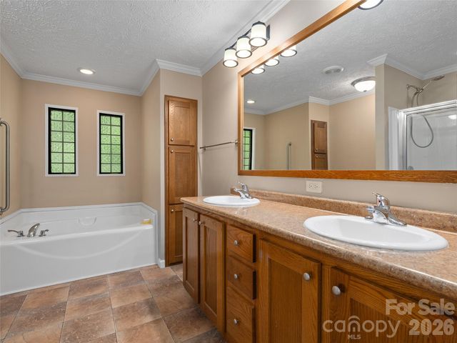 193 Tipstill Cove, Waynesville, NC 28786