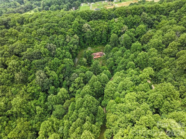 193 Tipstill Cove, Waynesville, NC 28786