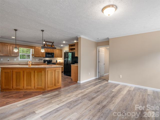 193 Tipstill Cove, Waynesville, NC 28786