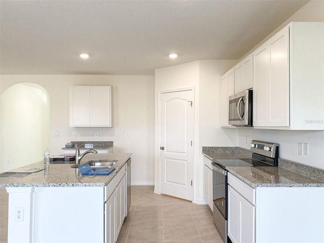 1835 BUCKEYE ROAD, Davenport, FL 33837