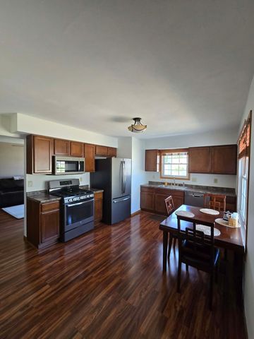 916 Birchwood Drive, Colona, IL 61241