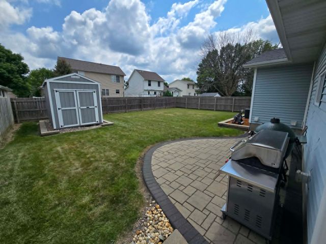 916 Birchwood Drive, Colona, IL 61241