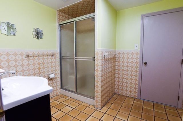 177 Dean St 1, Norwood, MA 02062