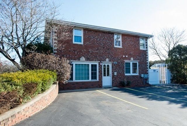 177 Dean St 1, Norwood, MA 02062