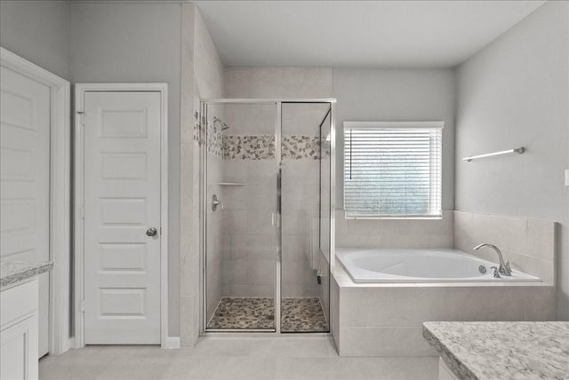 1833 Kenley Way, Alvin, TX 77511