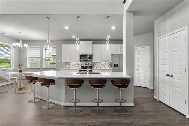 1833 Kenley Way, Alvin, TX 77511