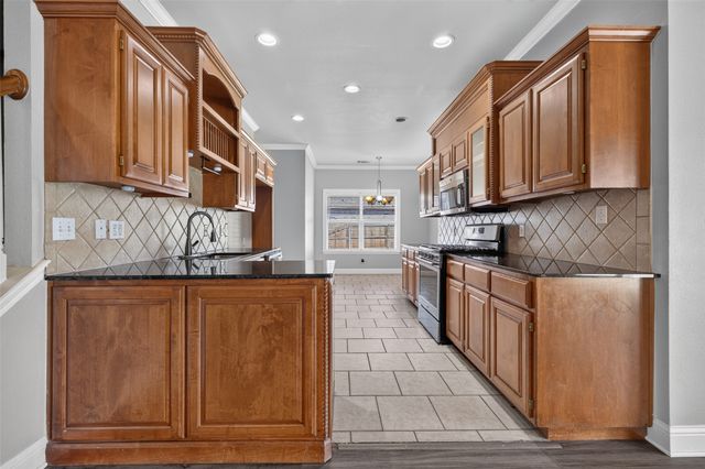 9303 N 103rd East Avenue, Owasso, OK 74055