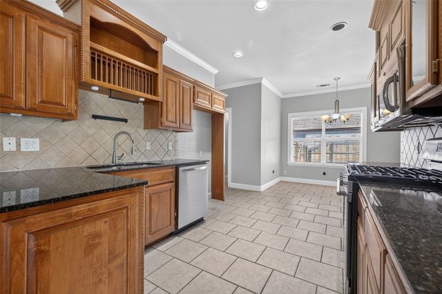 9303 N 103rd East Avenue, Owasso, OK 74055