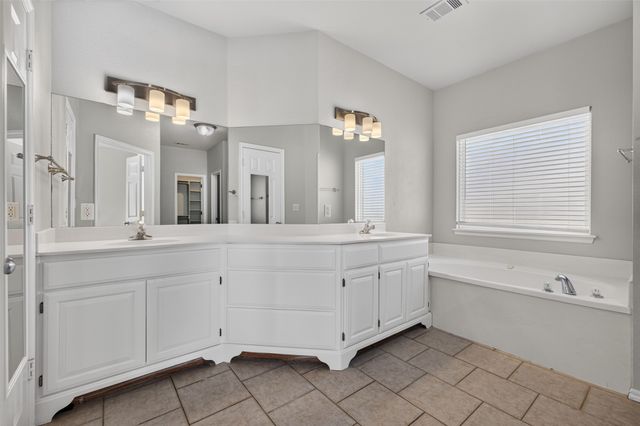 9303 N 103rd East Avenue, Owasso, OK 74055