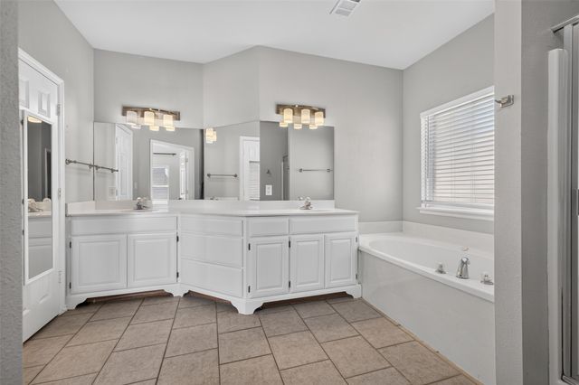9303 N 103rd East Avenue, Owasso, OK 74055