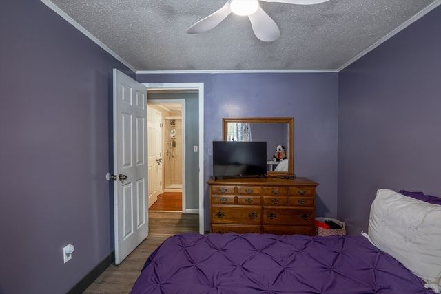 40 Shedd Rd, Bernardston, MA 01337