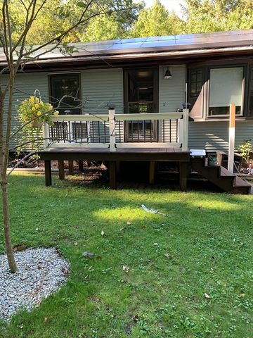 40 Shedd Rd, Bernardston, MA 01337