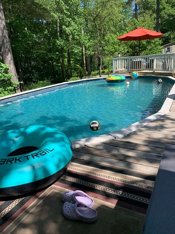 40 Shedd Rd, Bernardston, MA 01337