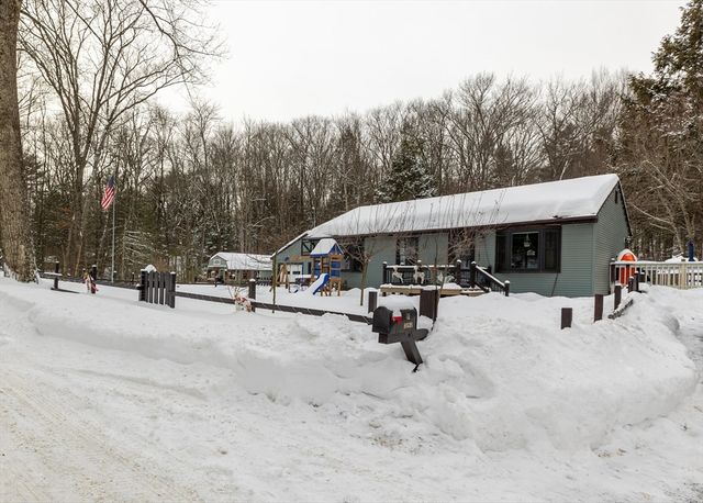 40 Shedd Rd, Bernardston, MA 01337