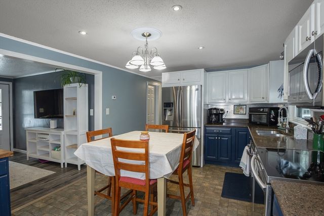 40 Shedd Rd, Bernardston, MA 01337