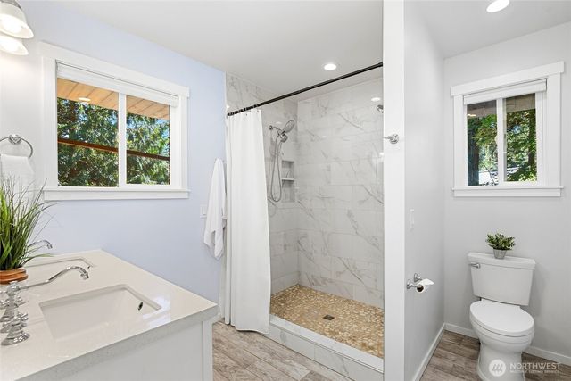 13403 SE 208th Street, Kent, WA 98042