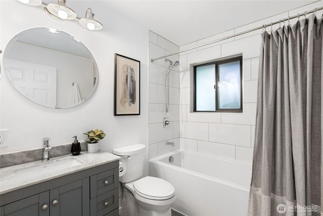 13403 SE 208th Street, Kent, WA 98042