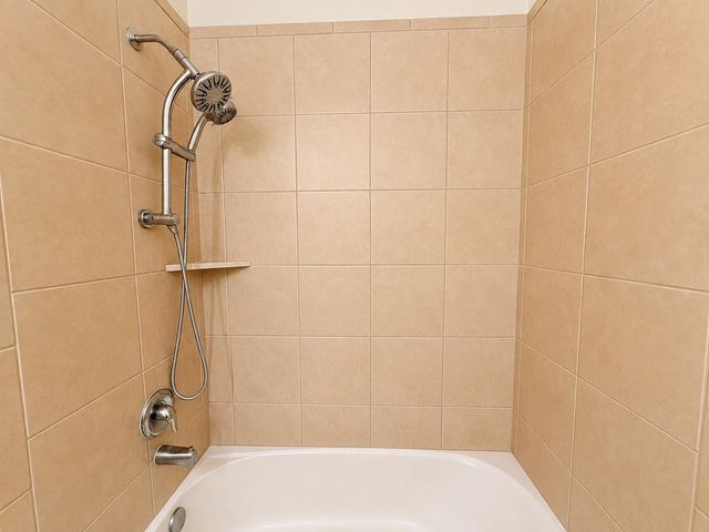 8739 Leclaire Meadow Drive, Humble, TX 77338