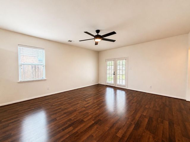 8739 Leclaire Meadow Drive, Humble, TX 77338