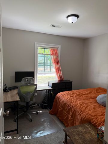 1821 East Trail Drive SE, Wilson, NC 27893