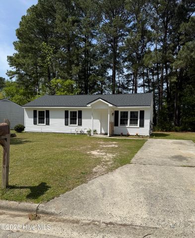 1821 East Trail Drive SE, Wilson, NC 27893