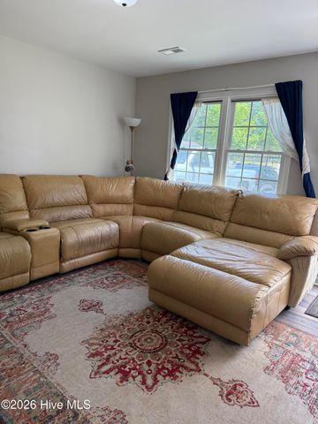 1821 East Trail Drive SE, Wilson, NC 27893