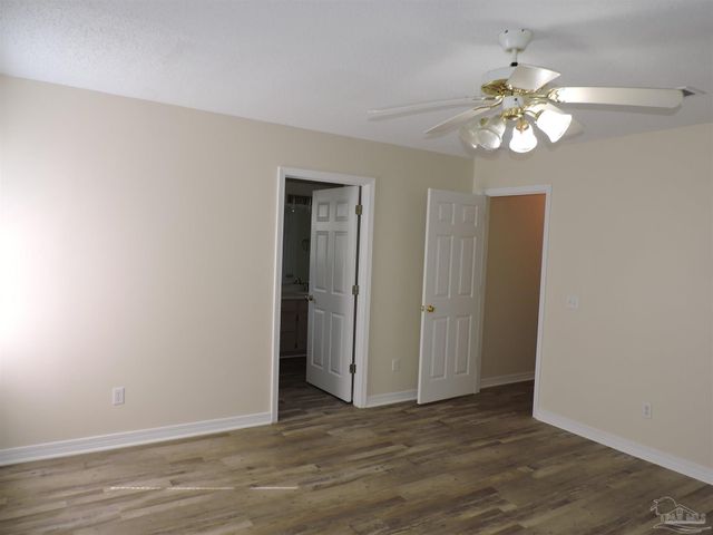 3296 Two Sisters Way, Pensacola, FL 32505