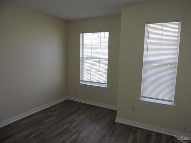 3296 Two Sisters Way, Pensacola, FL 32505