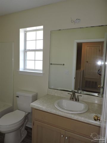 3296 Two Sisters Way, Pensacola, FL 32505