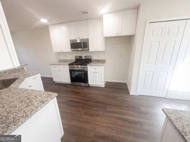 942 Ashton Park Drive SW, Mableton, GA 30126