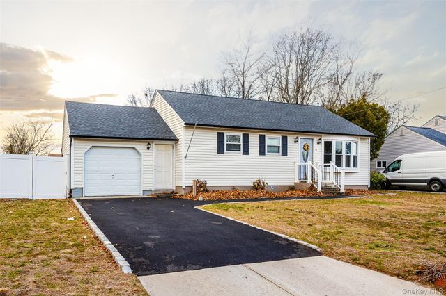 41 Morning Drive, Centereach, NY 11720