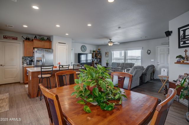 26340 N VINEYARD Lane, Paulden, AZ 86334