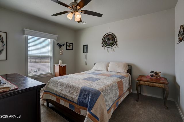 26340 N VINEYARD Lane, Paulden, AZ 86334