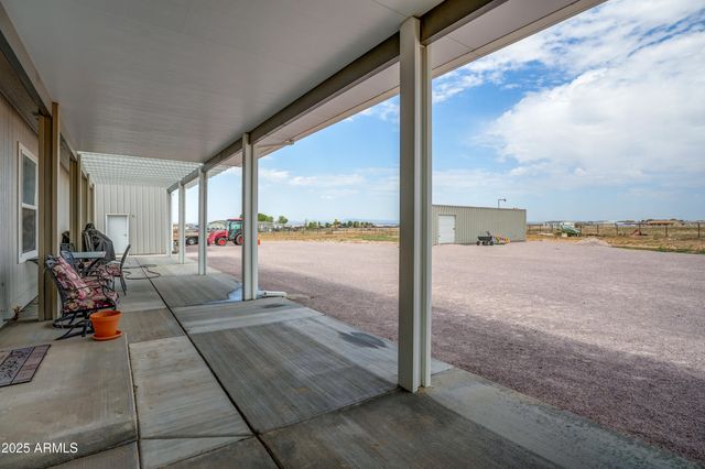 26340 N VINEYARD Lane, Paulden, AZ 86334