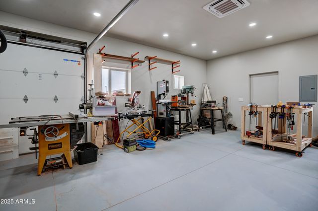 26340 N VINEYARD Lane, Paulden, AZ 86334