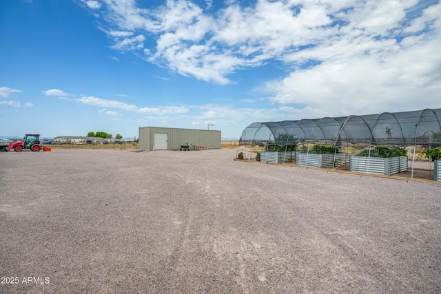 26340 N VINEYARD Lane, Paulden, AZ 86334