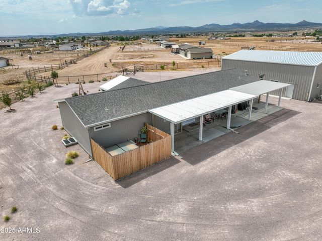 26340 N VINEYARD Lane, Paulden, AZ 86334