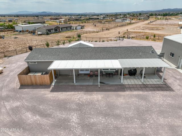 26340 N VINEYARD Lane, Paulden, AZ 86334