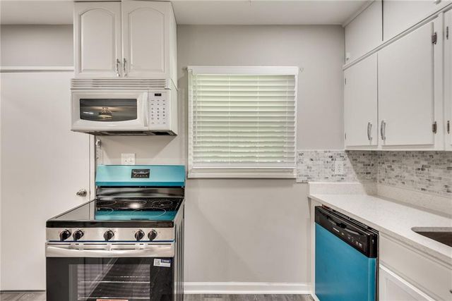 3045 Lindon Lane, Decatur, GA 30033