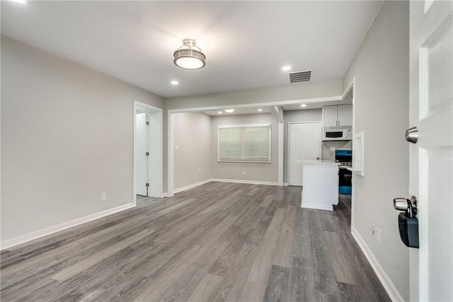 3045 Lindon Lane, Decatur, GA 30033