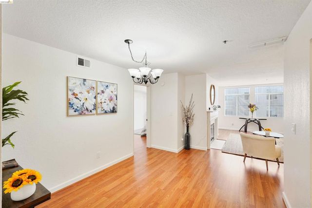 535 Pierce St 3301, Albany, CA 94706