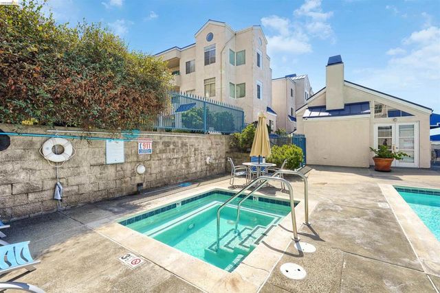 535 Pierce St 3301, Albany, CA 94706