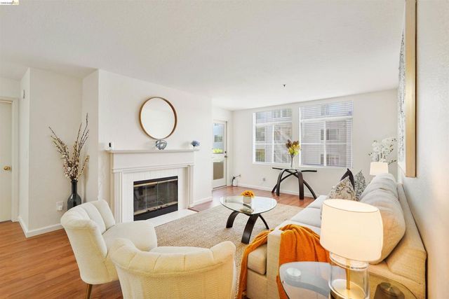 535 Pierce St 3301, Albany, CA 94706