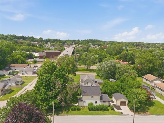123 E State Street, Barberton, OH 44203
