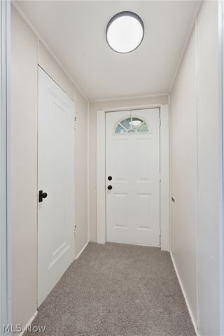 123 E State Street, Barberton, OH 44203